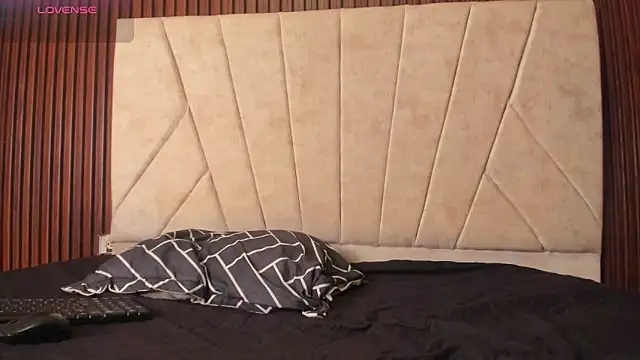 Snapshot of choco_dick_ chatting on 03-14-26, 07:52 choco dick online show from 03-14-26, 07:52