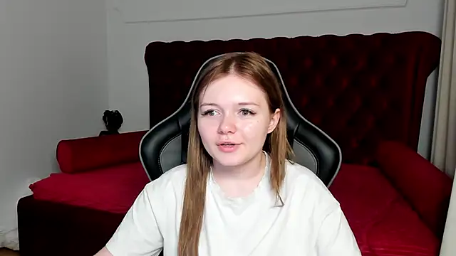 ElinaVale online show from 06-11-26, 12:32