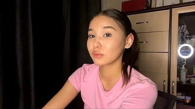 CatherineForbes online show from 04-08-26, 03:23