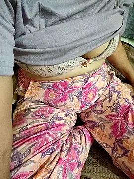 Snapshot of lovely_0078 chatting on 03-12-26, 09:15 lovely 0078 online show from 03-12-26, 09:15