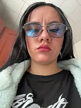 Snapshot of Candy_fireee chatting on 03-13-26, 06:58 Candy fireee online show from 03-13-26, 06:58