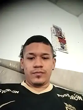 Snapshot of Paisa__Col77 chatting on 03-14-26, 04:01 Paisa Col77 online show from 03-14-26, 04:01