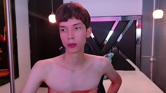 Stefany PiInk online show from 04-30-26, 03:57