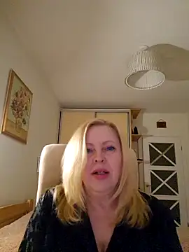 Snapshot of JanieLight53 chatting on 03-24-26, 12:37 JanieLight53 online show from 03-24-26, 12:37