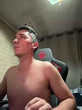 Snapshot of Cr1sXPorn chatting on 03-07-26, 12:51 Cr1sXPorn online show from 03-07-26, 12:51