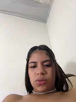 Jarilin-Mia online show from 04-06-26, 04:46