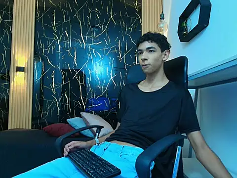 Snapshot of ValeriHot_1 chatting on 03-08-26, 03:21 ValeriHot 1 online show from 03-08-26, 03:21