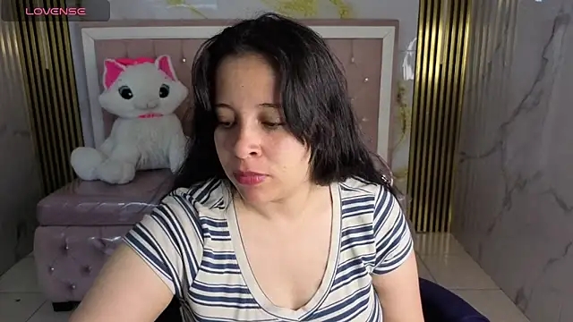 Snapshot of sara_tellez_s chatting on 05-23-26, 03:12 sara tellez s online show from 05-23-26, 03:12