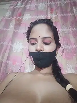 Snapshot of annu-777 chatting on 05-25-26, 06:47 annu-777 online show from 05-25-26, 06:47