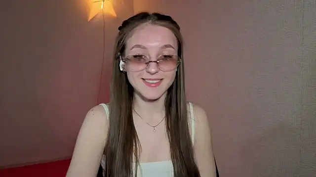 Sweet Pussy Girl online show from 04-15-26, 01:07