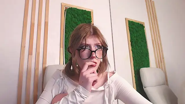 Elvessa Aura online show from 03-12-26, 11:55