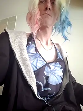 Snapshot of Hommecoquindu24 chatting on 03-11-26, 12:55 Hommecoquindu24 online show from 03-11-26, 12:55