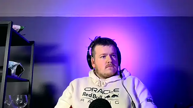 Snapshot of bshcock chatting on 03-15-26, 06:58 bshcock online show from 03-15-26, 06:58