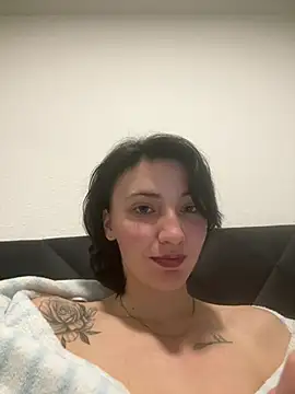 Snapshot of MayaLoveee chatting on 03-13-26, 07:31 MayaLoveee online show from 03-13-26, 07:31