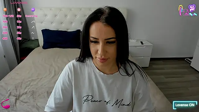 Snapshot of sexymorena23 chatting on 07-09-26, 09:24 sexymorena23 online show from 07-09-26, 09:24