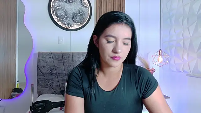 Victoria Rous online show from 07-27-26, 11:56