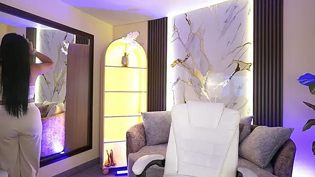 Snapshot of MarianCole chatting on 03-10-26, 07:08 MarianCole online show from 03-10-26, 07:08