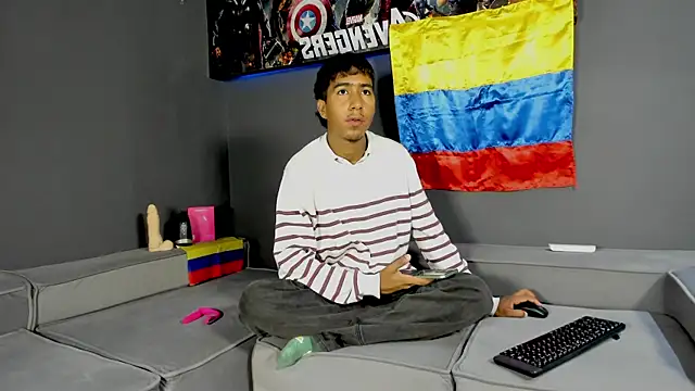 Ender h0tt online show from 06-18-26, 01:59