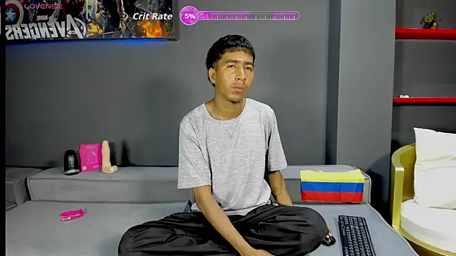 Ender h0tt online show from 06-26-26, 01:37