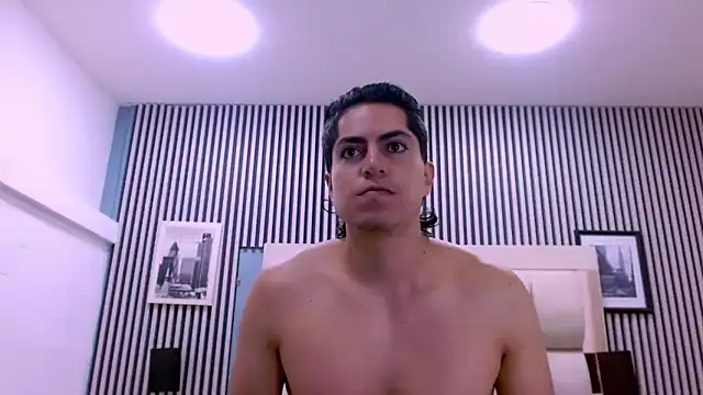 Alex Wolft online show from 04-06-26, 12:06