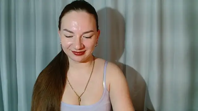 Snapshot of Belle_Fiesta chatting on 04-11-26, 11:42 Belle Fiesta online show from 04-11-26, 11:42