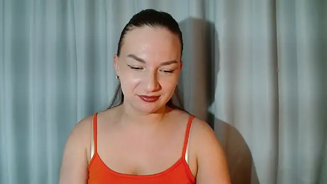 Snapshot of Belle_Fiesta chatting on 04-26-26, 09:45 Belle Fiesta online show from 04-26-26, 09:45