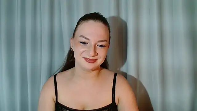 Snapshot of Belle_Fiesta chatting on 04-27-26, 10:19 Belle Fiesta online show from 04-27-26, 10:19
