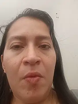 Snapshot of Dr_Edna_naughty chatting on 06-23-26, 02:59 Dr Edna naughty online show from 06-23-26, 02:59