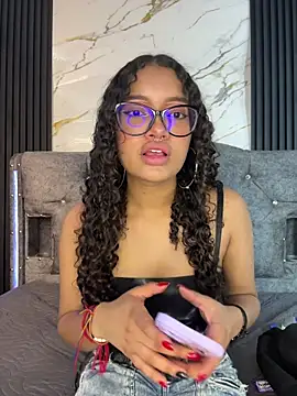 Snapshot of Bunny_fire chatting on 03-13-26, 07:09 Bunny fire online show from 03-13-26, 07:09