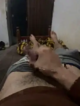 Snapshot of Polomoro23 chatting on 03-23-26, 01:04 Polomoro23 online show from 03-23-26, 01:04