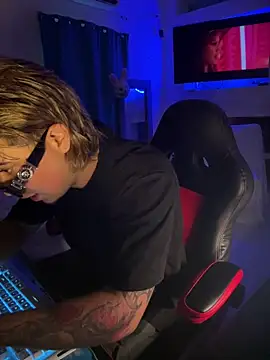 AngelLatinBoy online show from 03-13-26, 09:54