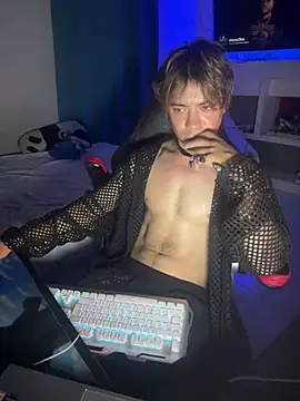 AngelLatinBoy online show from 04-01-26, 04:46
