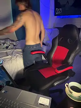 AngelLatinBoy online show from 04-05-26, 01:30