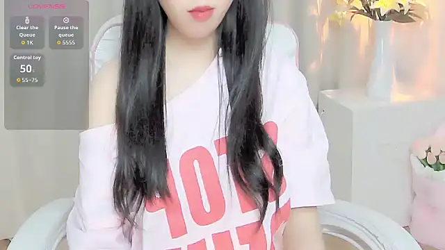 Sweet-Shuna online show from 04-13-26, 01:49