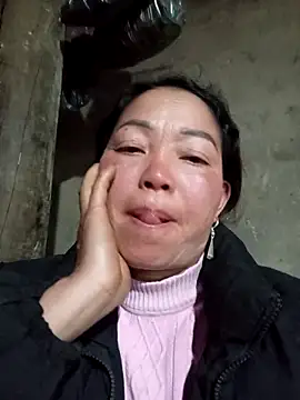 Yellow-pink online show from 03-16-26, 07:01