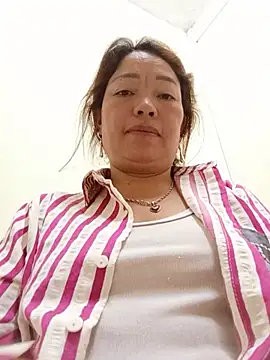 Yellow-pink online show from 07-25-26, 12:25