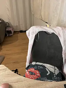 Snapshot of Fiebie_licious_ chatting on 03-09-26, 09:08 Fiebie licious online show from 03-09-26, 09:08