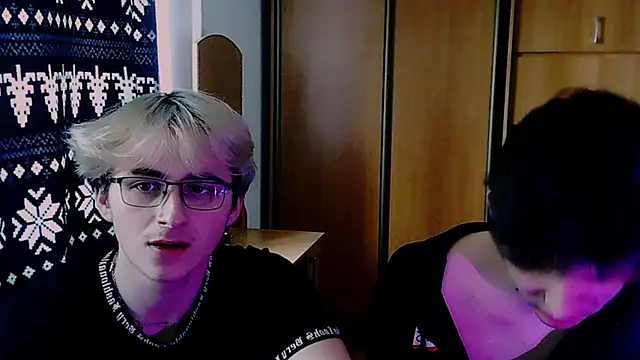 Snapshot of niksikor chatting on 03-09-26, 10:30 niksikor online show from 03-09-26, 10:30