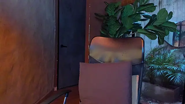 Victoria Gonzalez online show from 04-13-26, 12:10