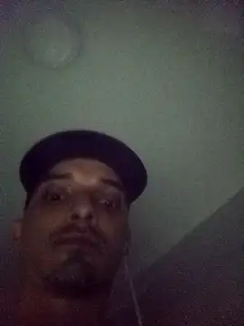 Snapshot of Chachiboo chatting on 04-06-26, 09:10 Chachiboo online show from 04-06-26, 09:10