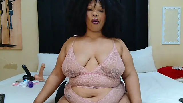 TamaraDee4papi online show from 05-17-26, 07:28