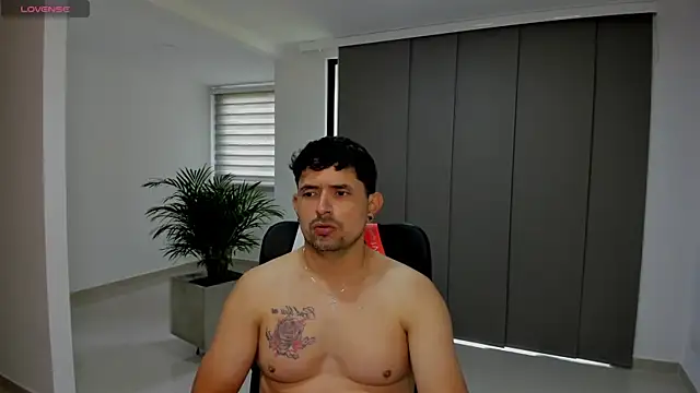 TroyeSavage online show from 03-13-26, 12:45