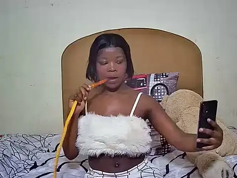 Snapshot of MelaninGoddess26 chatting on 03-10-26, 06:02 MelaninGoddess26 online show from 03-10-26, 06:02