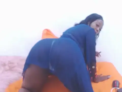 Snapshot of mightylovelyass chatting on 03-13-26, 06:09 mightylovelyass online show from 03-13-26, 06:09