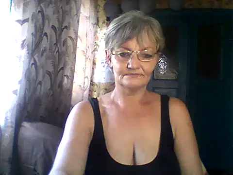 Snapshot of NikaGold455 chatting on 04-04-26, 08:56 NikaGold455 online show from 04-04-26, 08:56