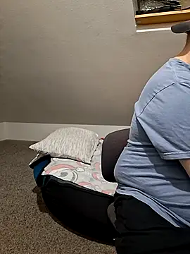 hotmessmnstr online show from 07-19-26, 07:34