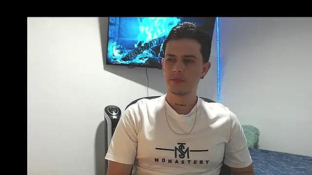 Snapshot of JUAN_CAMILOXXX chatting on 03-13-26, 12:50 JUAN CAMILOXXX online show from 03-13-26, 12:50