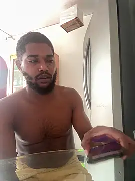 Snapshot of Johnbtte chatting on 03-12-26, 05:08 Johnbtte online show from 03-12-26, 05:08