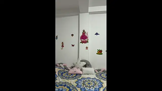 LexiCriimson77 online show from 04-08-26, 04:12