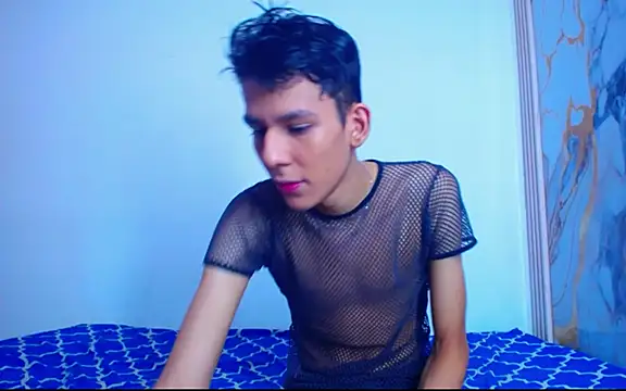 Desire Boys1 online show from 04-28-26, 07:08